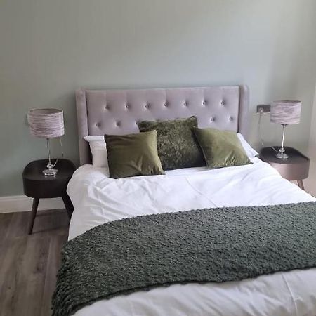 Jasmin Apartments - Luxury 1 & 2 Bedroom Units With Free Parking Bushey Bagian luar foto