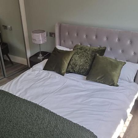 Jasmin Apartments - Luxury 1 & 2 Bedroom Units With Free Parking Bushey Bagian luar foto