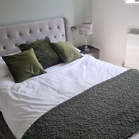 Jasmin Apartments - Luxury 1 & 2 Bedroom Units With Free Parking Bushey Bagian luar foto