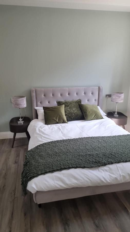 Jasmin Apartments - Luxury 1 & 2 Bedroom Units With Free Parking Bushey Bagian luar foto